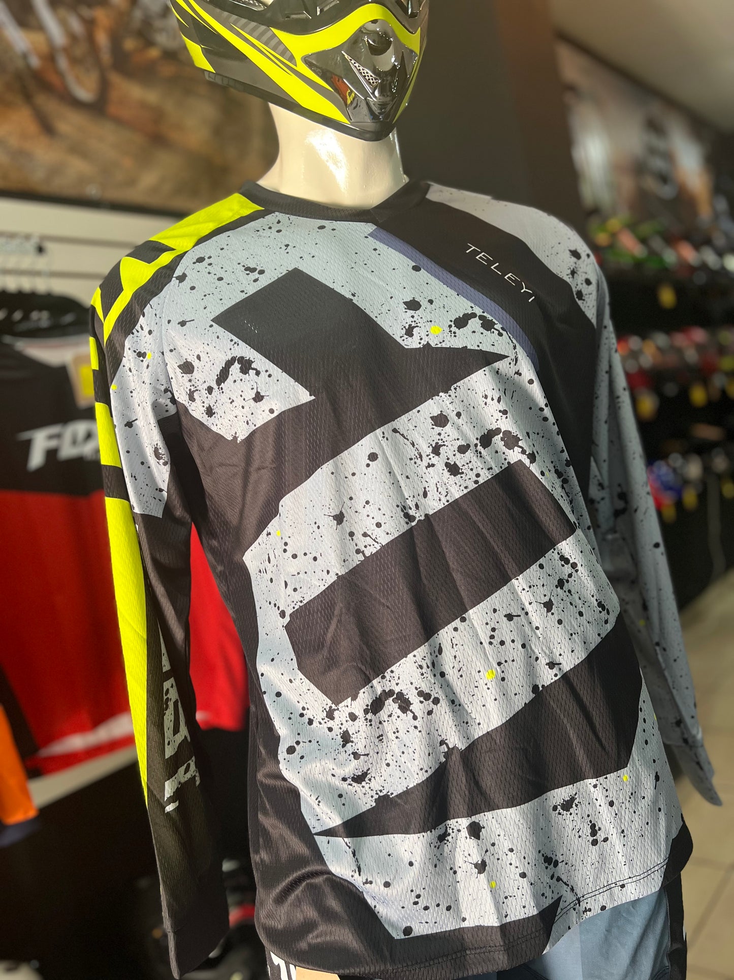 JERSEY FOX TELEYI AVENTURA NEGRO-AMARILO