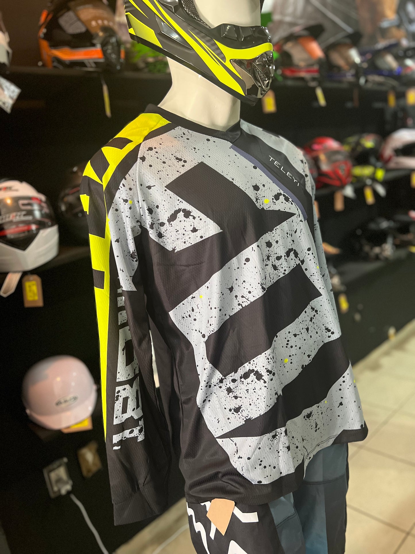 JERSEY FOX TELEYI AVENTURA NEGRO-AMARILO